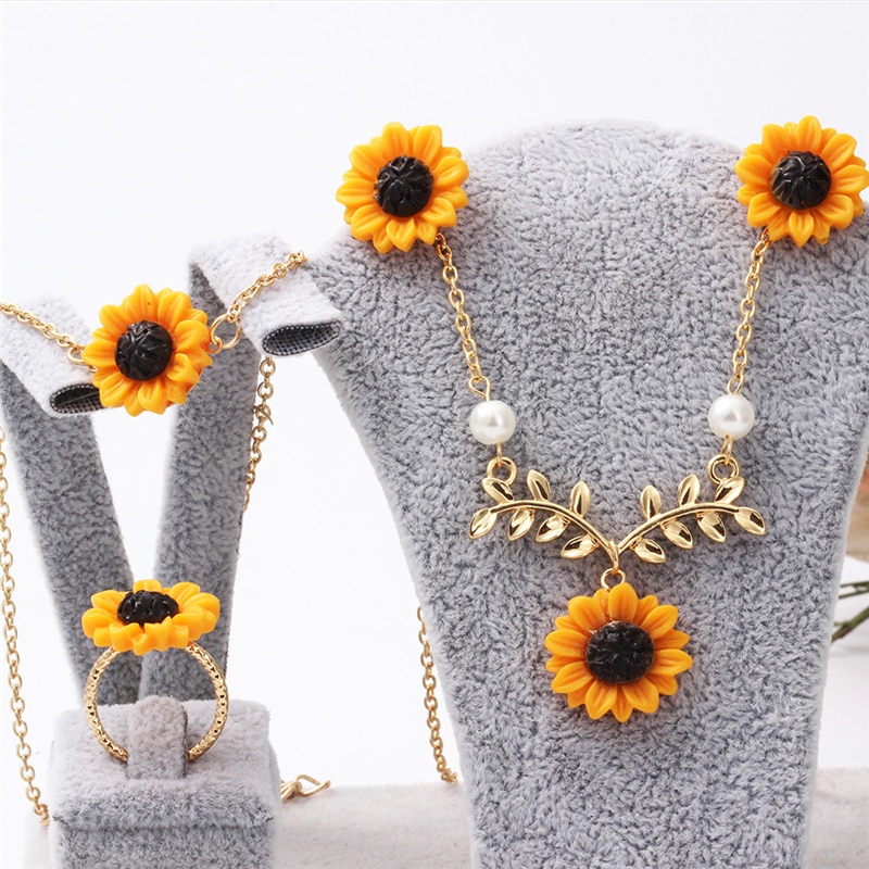 Conjunto de joyería con diseño de hojas de girasol, pulsera de Cuatro piezas, pendientes, anillo, collar, moda, 2020
